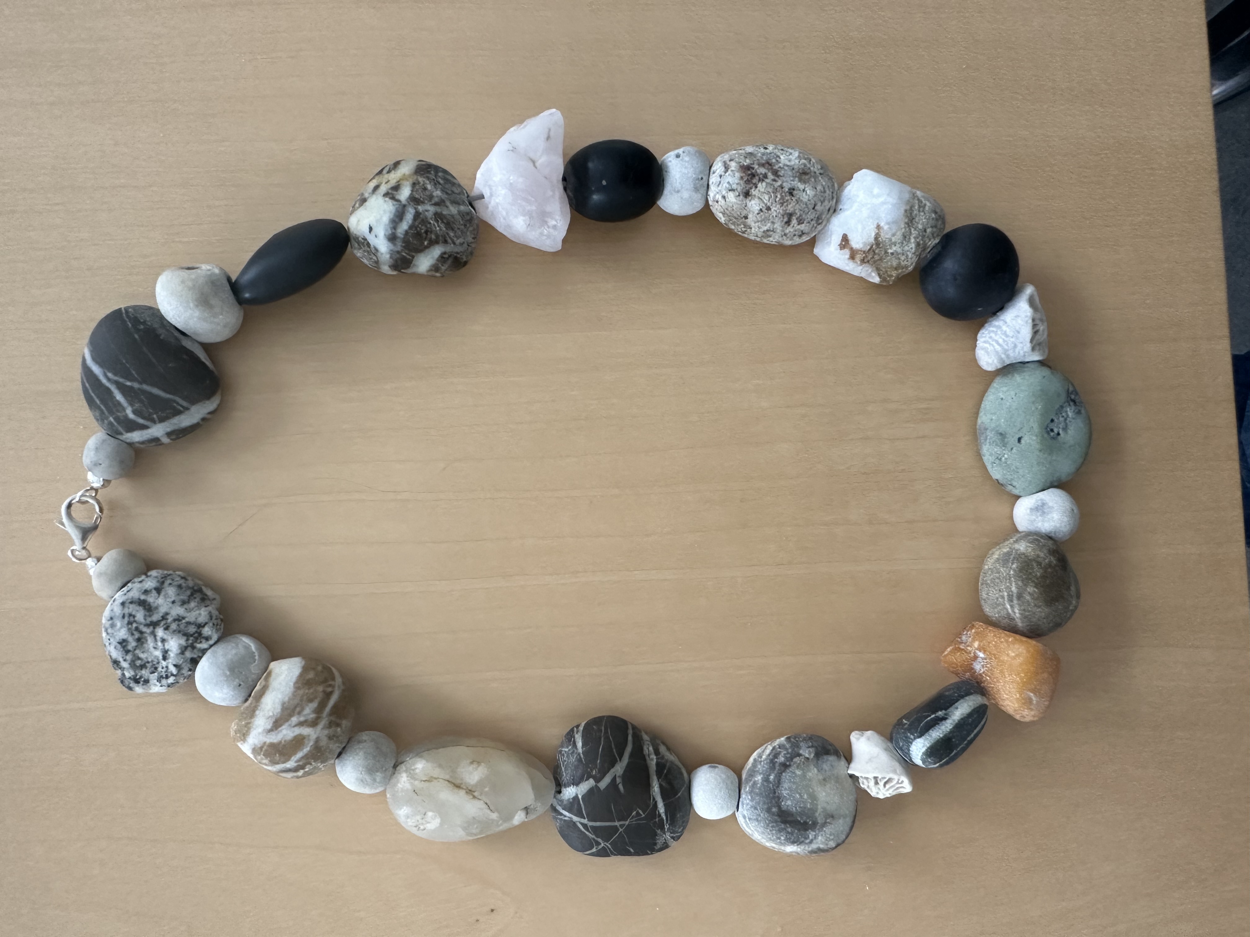 UV5p2l1x6S1WMFNEioM6KzEbV6u6lk-metaSU1HXzgyODQuanBn-